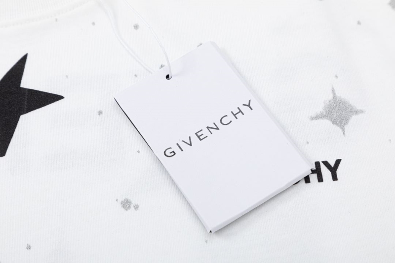 Givenchy T-Shirts